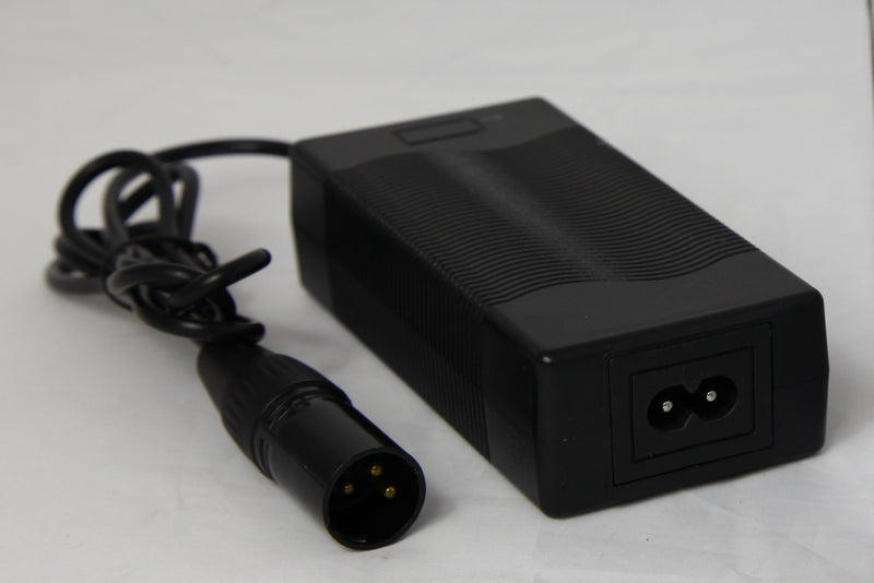 29.4V Charger for 24V Battery - XLR plug  ( 4 Amp )